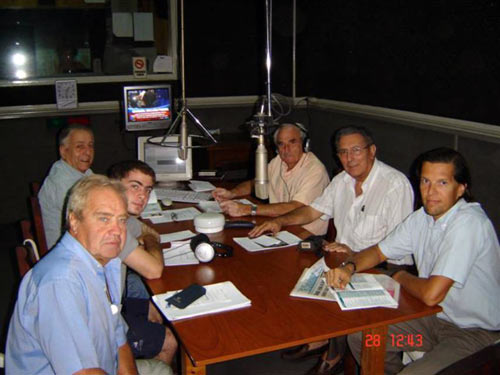 Palabra de Vasco emite cada miércoles de 13 a 14 horas desde Radio Nacional Rosario, en una emisión que puede ser escuchada asimismo en diferido durante la semana siguiente en la página web del Zazpiak Bat rosarino.