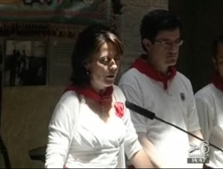 Imagen de la alcaldesa Yolanda Barcina durante la recepción ayer domingo a representantes de las ciudades hermanadas con Iruña-Pamplona (foto Canal6)
