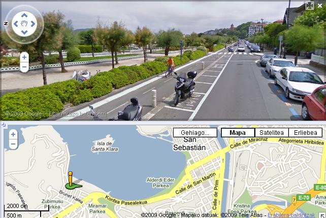 'Google Street View' aplikazioa ordenagailuko pantailan