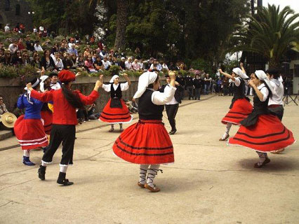 El infaltable fandango, ejecutado por Itxaropen Gaztea (foto Berriketari)