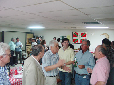 Imagen de archivo de un acto en la sede de Euskal Etxea de Miami (foto EuskalKultura.com)