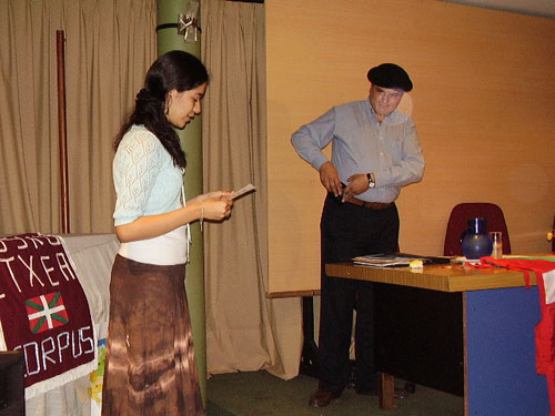 Foto de archivo de una charla de César Arrondo en el Centro Vasco Eusko Etxea de Corpus, en la argentina provincia de Misiones