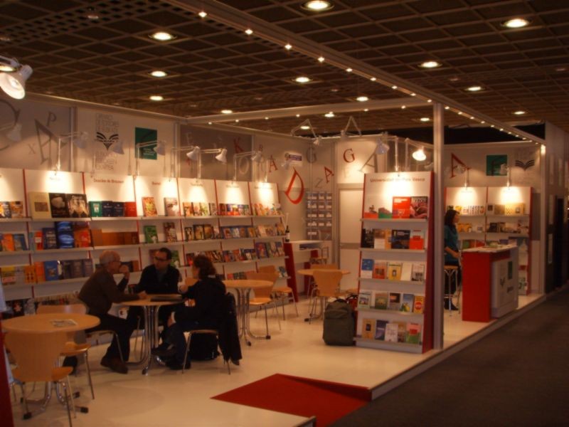 Stand vasco en anteriores edicines de la Feria del Libro de Fráncfort