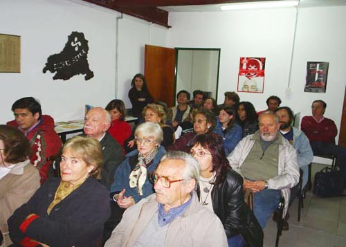 Foto de archivo de la Semana del Euskera de 2005, en la que se programaron diversas charlas sobre el euskera y la situación de la lengua mapuche