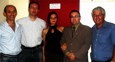 De izquierda a derecha, Carlos Picos, Silvio Ferreira Dutra Rodrigues, Patrícia Mendizabal, Ricardo Mendizabal y Luiz Carlos Delgado de Aguiar (foto LaGazeta)