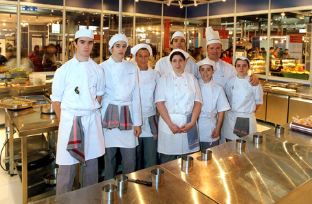 Alumnos de la Escuela de Hostelería de Galdakao, Bizkaia