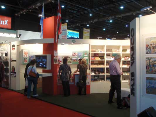 Stand vasco en la edición 2010 de la Feria del Libro de Buenos Aires