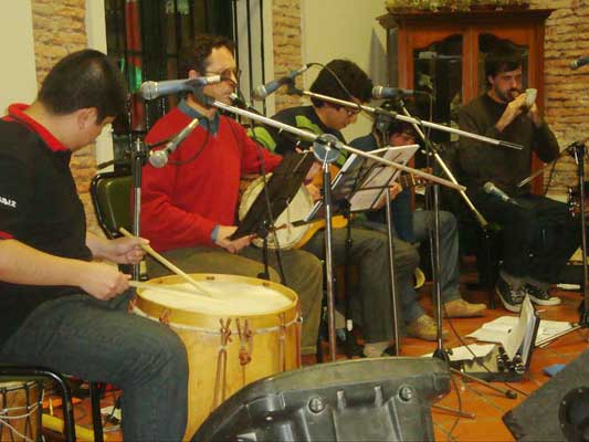 Baietz en concierto, en Euskaldunak Denak Bat de Arrecifes (foto EE)