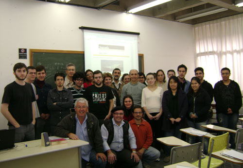 Grupo de alumnos participantes en el recién iniciado curso de euskera de la Universidad de Sao Paulo