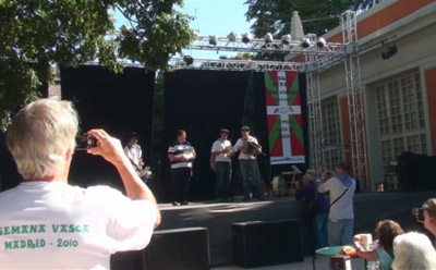 Exhibición de trikitixa durante la primera edición de las Fiestas Vascas, el año pasado (foto MadrilEE)