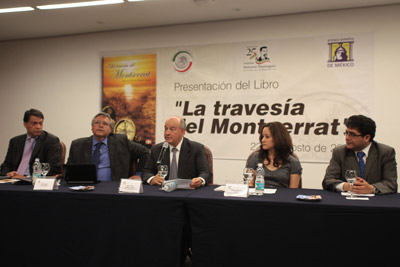 Panel de ponentes en la presentación del libro 'La travesía del Montserrat' en el Senado de México. El segundo por la izquierda es Juan San Mamés, sobrino del autor