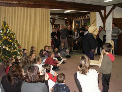 Llegada de Olentzero a la sede de Lagunt eta Maita (foto PauEE)