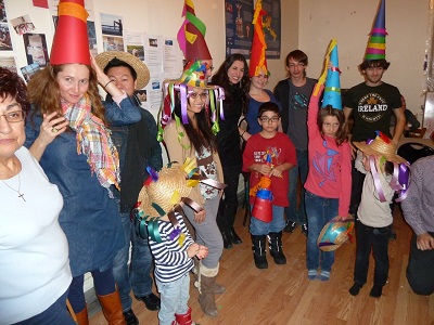 Old and young alike enjoyed themselves at the Carnival festivities (photo EuskaldunakEE)