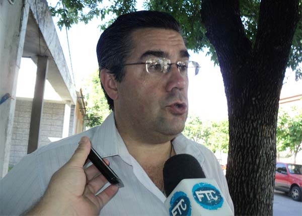 El diputado José Andrés Arocena pedirá hoy el uso de la palabra en el acto de homenaje que tendrá lugar en la Cámara de Diputados del Parlamento Uruguayo con motivo del Centenario del Centro Vasco Euskal Erria de Montevideo (foto DiarioElHeraldo.com.uy)