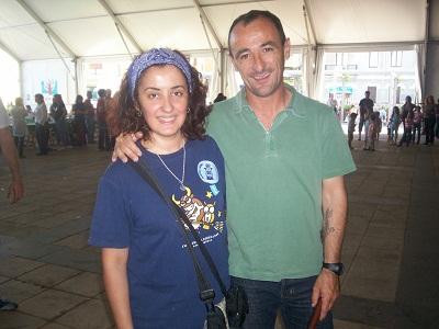 Veronica 2008ko Algortako Mintza Egunean, Patxi Perez dantzariarekin. "2001ean Mar del Platako Euskal Astean ezagutu nuen, eta berriro topo egin nuen berarekin Algortan", dio Veronicak. Euskalgintzak makina bat lagun ekarri dizkio argentinarrari
