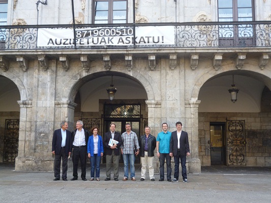 Arrasateko Inazio Azkarragaurizar Larrea alkateak Argentinako ordezkaritza jaso zuen (argazkia Sunchaleseko Udala)