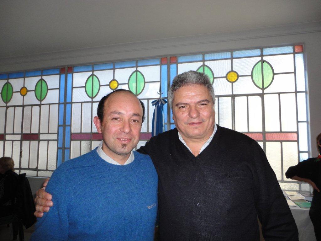 El reelecto presidente, Martín Adrián (Lagun Onak) junto a César Arrondo (Centro Arturo Campion), foto Ester Arrondo