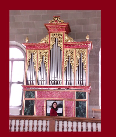 Ana Paula Segurola organo-jotzailea 