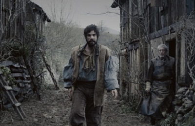 El actor Unax Ugalde, en una escena de "Baztan"