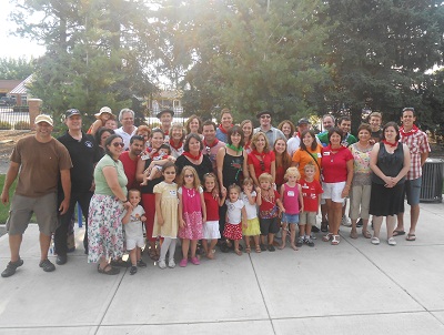 Mayte Galardi and Iñaki Goikoetxea with members of Colorado's Basque club