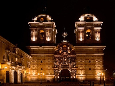 Convento de San Francisco, en Lima: aquí se fundó la Cofradía de la Virgen de Aránzazu, en el año 1612, con 105 firmantes