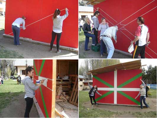 Los miembros del Mendiko Euzko Etxea de Bariloche preparan el stand para la 33º Fiesta de Colectividades (fotosEE)