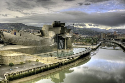 El museo Guggenheim, en Bilbao (foto: Wojtek Gurak) 