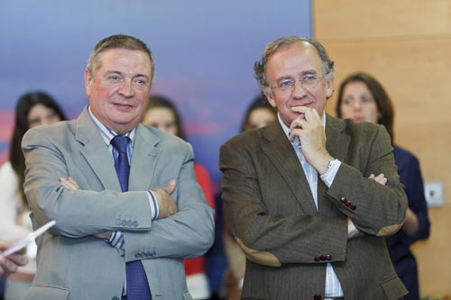 Julian Celaya and Guillermo Echenique, in a photo taken at the V World Congress of Basque Collectivities (photo Asier Camacho-Gobierno Vasco) 