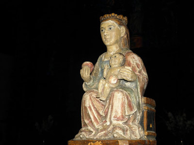 La réplica de la Virgen de Aranzazu ha visitado estos días los hogares de varias familias vascas peruanas