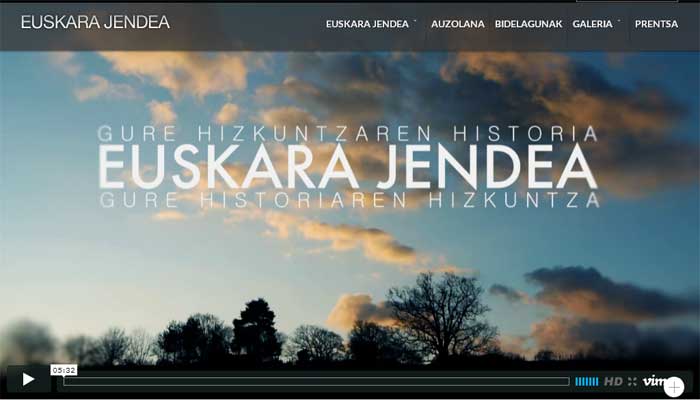 Imagen de la página web Euskara Jendea, donde se puede ver el trailer del documental (foto Euskara Jendea)