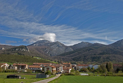 Araia, in the middle of the plains of Araba-Alava (photo JavierElgaz)