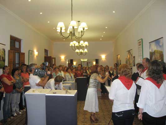 The Eusko Alaia choir gave a small concert during the show (photoEE)