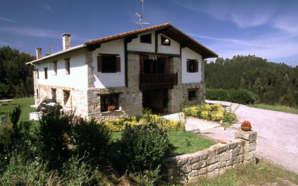 Andutza Farmhouse in Ea, Bizkaia (photo Nekazalturismo Elkartea)