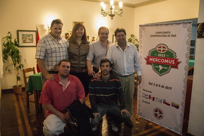 Muslaris y acompañantes de la delegación chilena, que se hizo con el primer puesto del Mercomus 2013 (foto LimaEE)