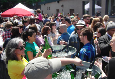 El año pasado el Txikifest reunió a muchos neoyorquinos, que disfrutaron de la fiesta y del gran ambiente (foto Txikifest.com)