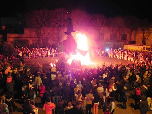 Noche de San Juan en Necochea (fotoEE)