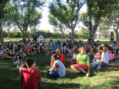 Los participantes en Udaleku 2013 en Bakersfield (foto Udaleku 2013)