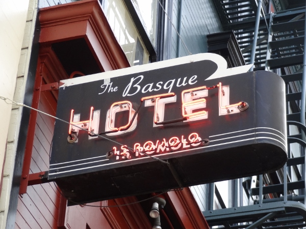 The neon sign at the Basque Hotel in San Francisco just a few weeks ago (photo EuskalKultura.com)