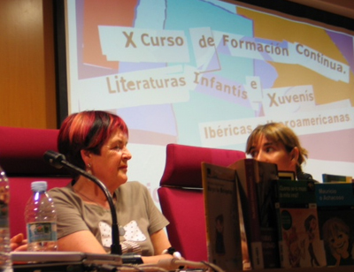 Mariasun Landa durante su participación en la mesa redonda (foto Instituto Etxepare)