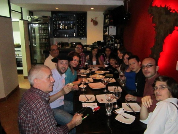 Celebración del reconocimiento del Gure Mendietakoak, la nueva euskal etxea antioqueña, el pasado 8 de junio de 2013 en el restaurante Casa Pamplona de Caldas (argazkiaEE)