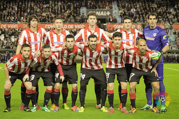 Athletic's players last Monday before the Liga match in Vigo (photo www.athletic-club.net)