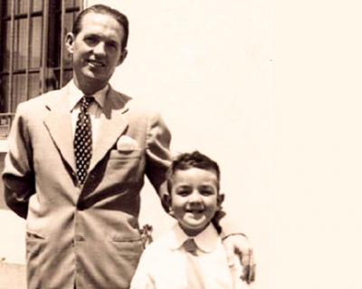 Chema Salcedro journalist and director as a boy with his aita
