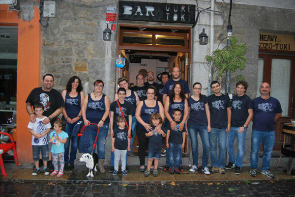 Joseba Andoni's mom's friends in Bermeo