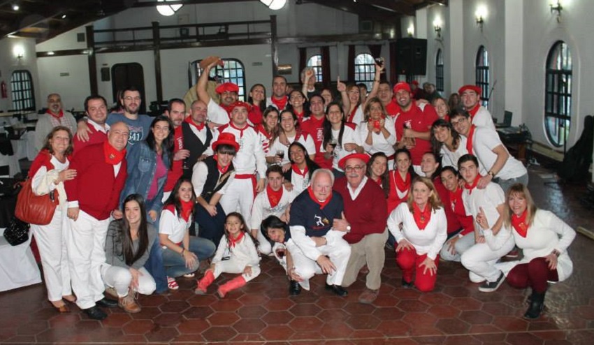 Socios y amigos del Centro Navarro de Mendoza