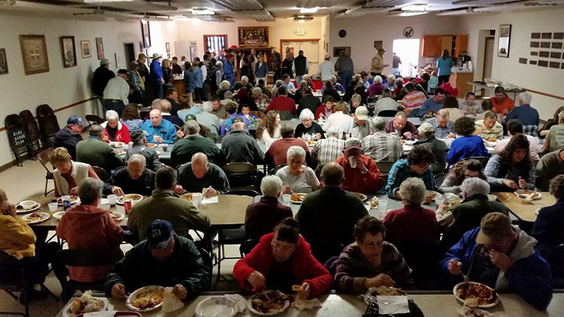 El Baile de los Pastores de este año atrajo a más de 200 personas, algo que sorprendió a la organización, la cual compartió su alegría con EuskalKultura.com (Foto: Euzkaldunak BC)