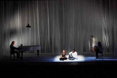A moment from “Zazpi aldiz elur (Mikel Laboa elurretan)” directed by Mireia Gabilondo (photoTanttaka)