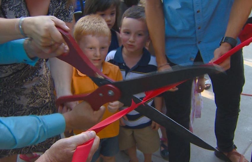 Inauguración oficial de la nueva sede de la Boiseko Ikastola el 20 de julio de 2015 (foto KTVB 7)