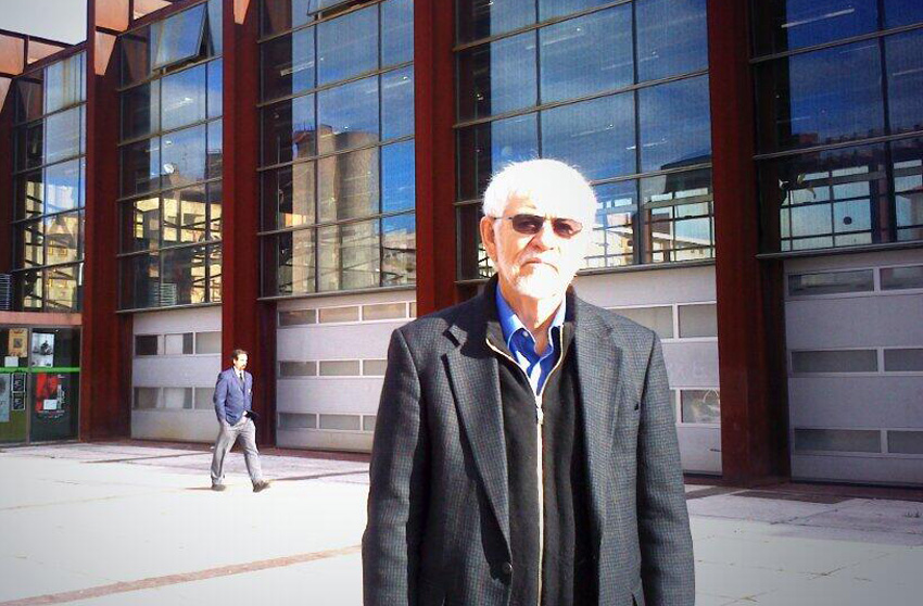 William A. Douglass at the Durango Book Fair in 2013, the year he was awarded the Argizaiola (photoDurangoko Azoka)