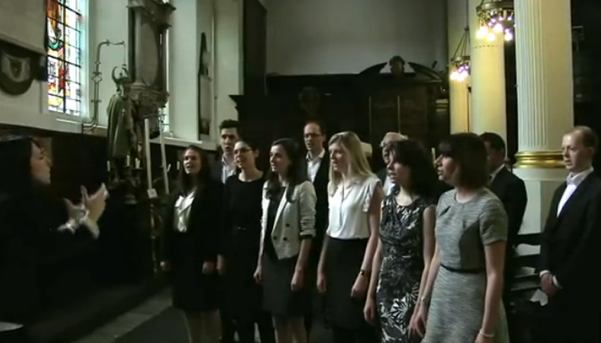 Maite Aguirre directing the BLP choir 