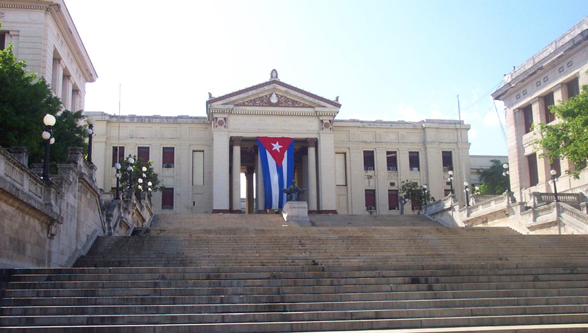 Habanako Unibertsitatea, Kuban